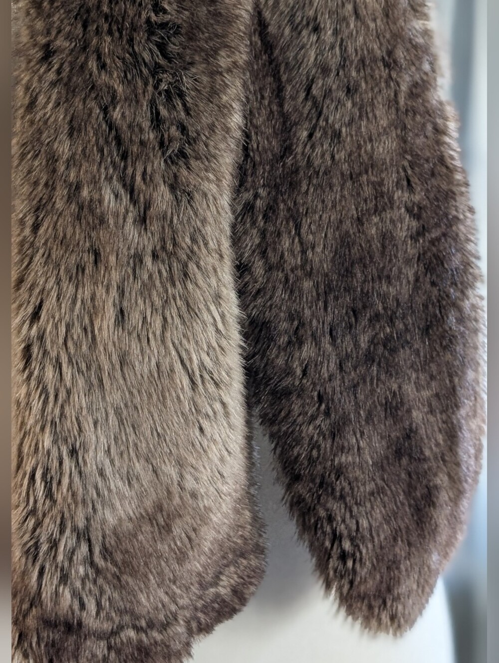 Restoration Hardware Faux Fur Scarf - Quiet Luxury Rustic Elegance Fall 26 - Picture 2 of 4